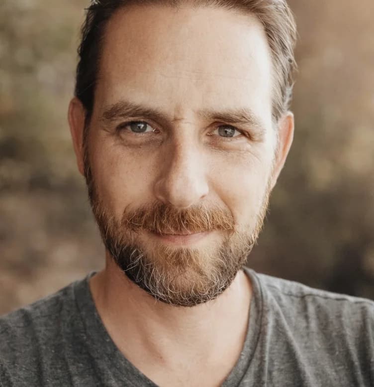 Aaron Rüegg, PARAT Gründer
